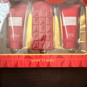 Sabrina carpenter sweet treats cherry body set